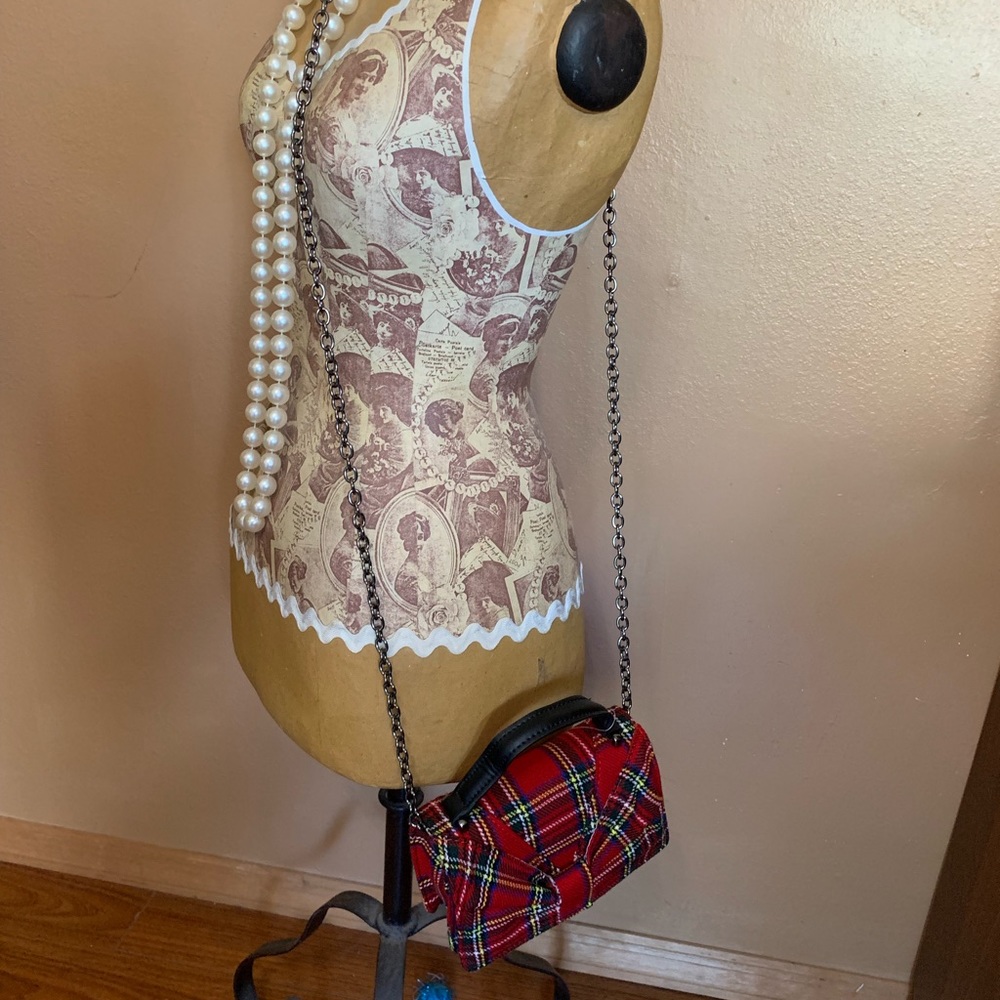 🌺SOLD🌺Betsey Johnson Mini Red Plaid Crossbody - Picture 2 of 8